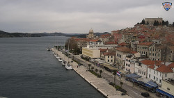 Nábřeží a město