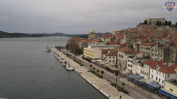 Nábřeží a město