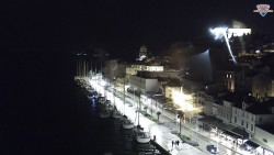 Nábřeží a město