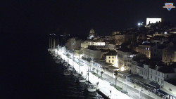 Nábřeží a město