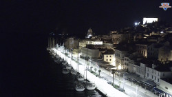 Nábřeží a město