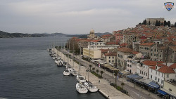 Nábřeží a město