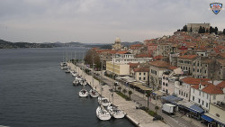 Nábřeží a město