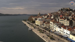 Nábřeží a město