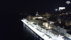 Nábřeží a město