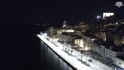 Nábřeží a město