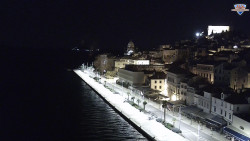 Nábřeží a město