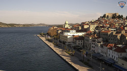 Nábřeží a město