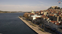 Nábřeží a město