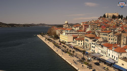 Nábřeží a město