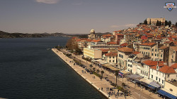 Nábřeží a město