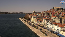 Nábřeží a město