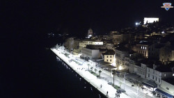 Nábřeží a město