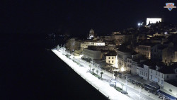 Nábřeží a město