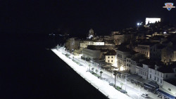 Nábřeží a město