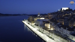 Nábřeží a město