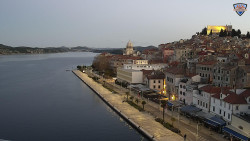 Nábřeží a město