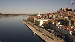 Nábřeží a město