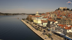 Nábřeží a město