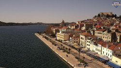 Nábřeží a město