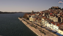 Nábřeží a město