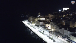 Nábřeží a město