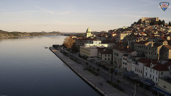 Nábřeží a město