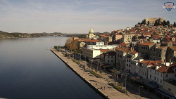 Nábřeží a město