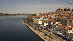 Nábřeží a město