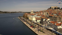 Nábřeží a město