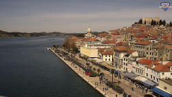 Nábřeží a město