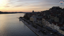 Nábřeží a město