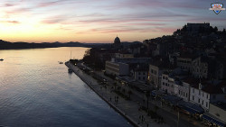 Nábřeží a město