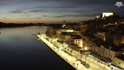 Nábřeží a město