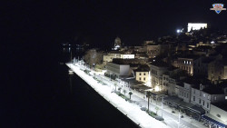 Nábřeží a město