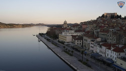 Nábřeží a město