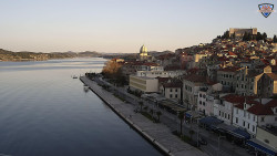 Nábřeží a město