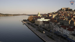 Nábřeží a město