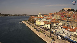 Nábřeží a město