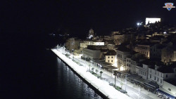 Nábřeží a město