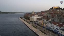 Nábřeží a město