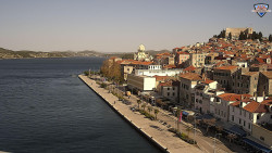 Nábřeží a město