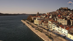 Nábřeží a město