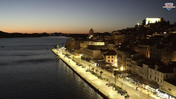 Nábřeží a město