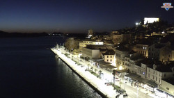 Nábřeží a město