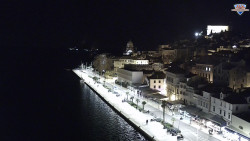 Nábřeží a město