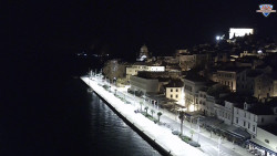 Nábřeží a město