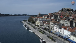 Nábřeží a město