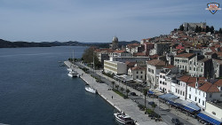 Nábřeží a město