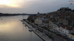 Nábřeží a město